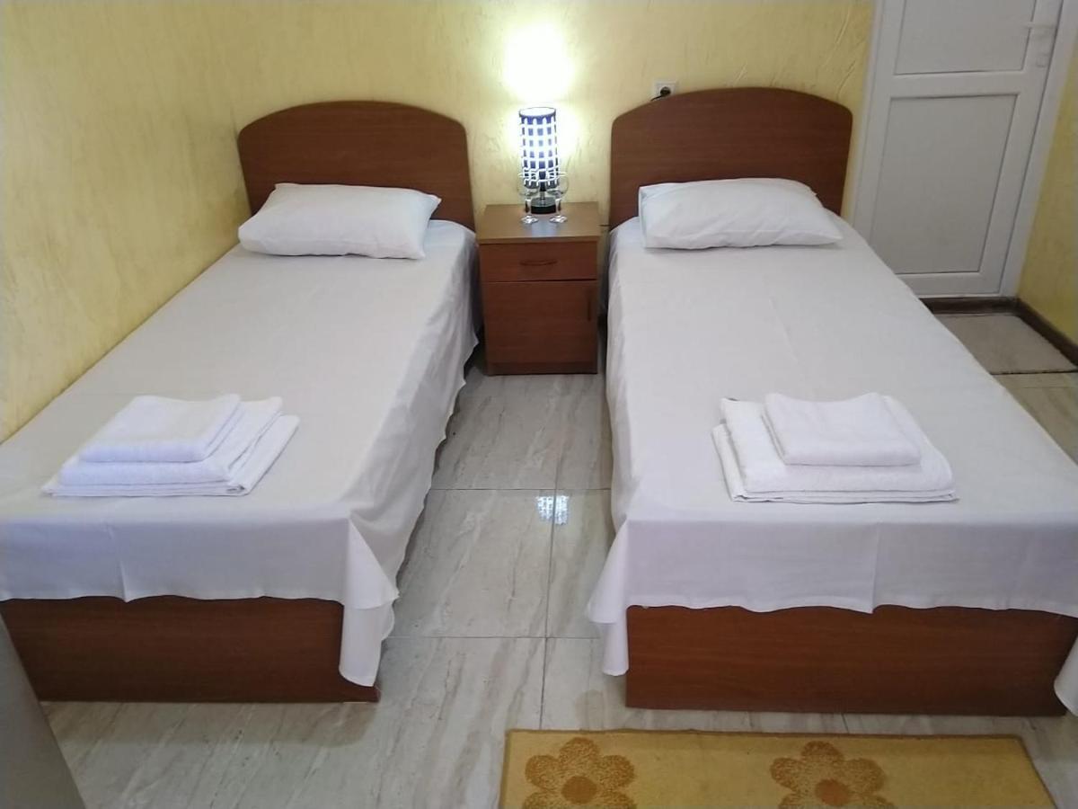 Geno Guest House Kvariati Cameră foto